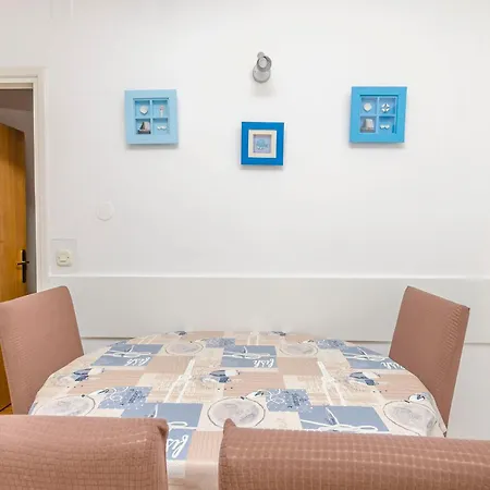 Anita Summer Apartment
