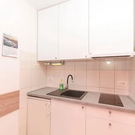 Anita Summer Apartment