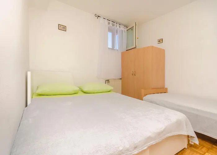 Anita Summer Daire Vodice